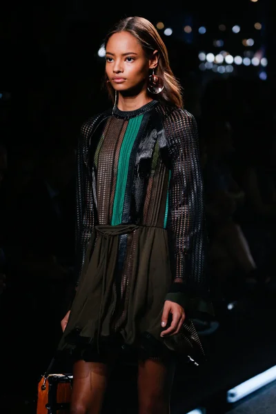Look 66
